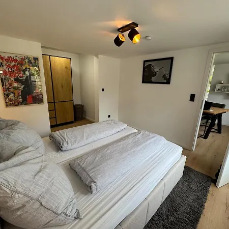 Vakantiehuis Modern 13 Garden Loft Klima In Zentraler Stadtlage Emden